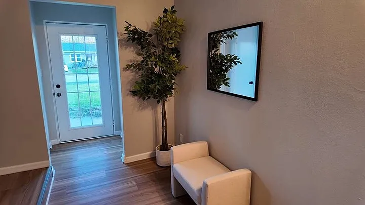 3018 Telegraph Rd — Photo 13