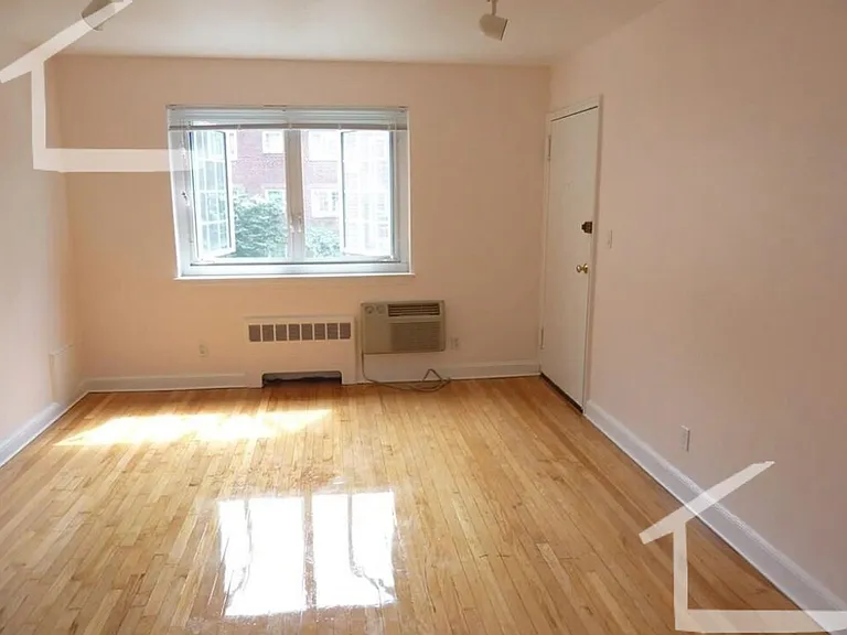 30 Saint Paul St #A6 — Photo 3