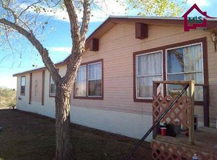 725 Oasis Dr, Chaparral, NM 88081