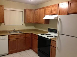 11589 NW 41st St, Pompano Beach, FL 33065