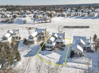 965 Watersedge Ct, Oxford, MI