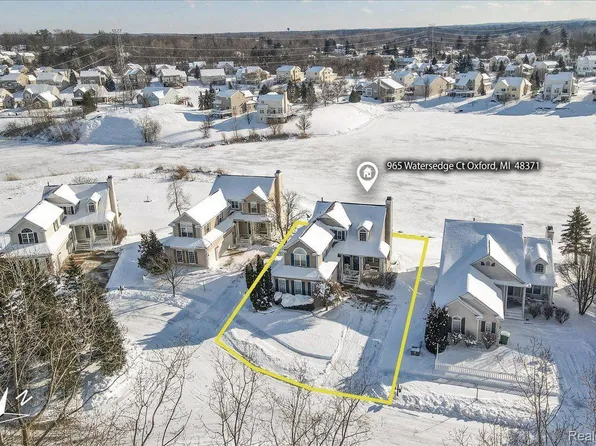 965 Watersedge Ct, Oxford, MI 48371