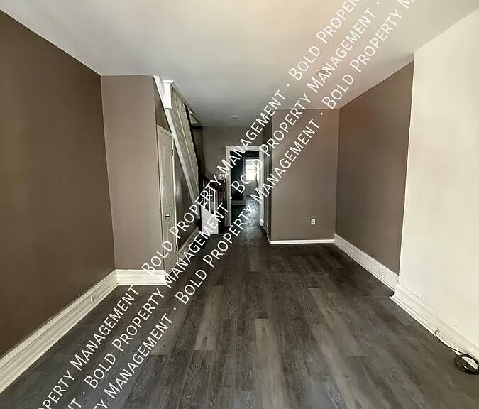 1047 Madison Ave — Photo 3