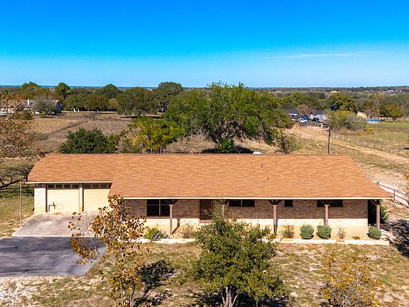3rd image of 171 Big Oak Drive