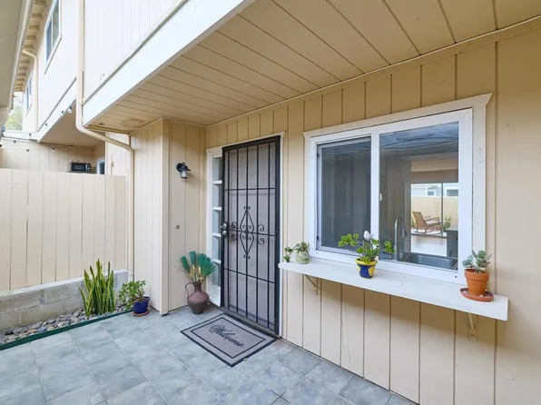 1753 Red Barn Rd, Encinitas, CA 92024