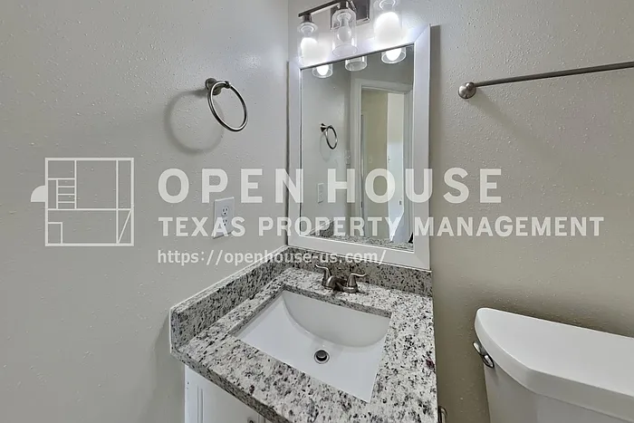 2631 Sherwood Hollow Ln — Photo 16
