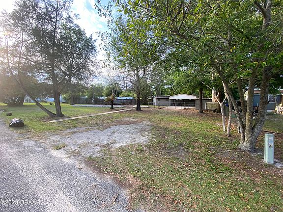 2nd image of 359 Center Dr