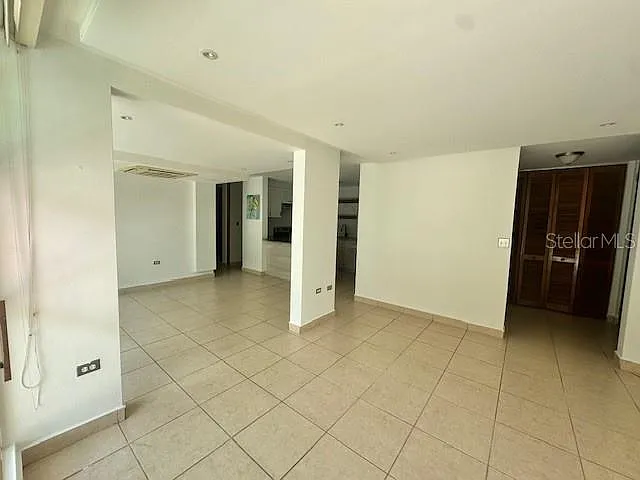 8 Santa Cecilia #8-104 — Photo 12