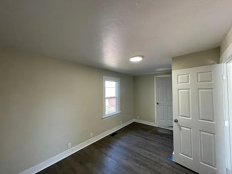 3241 Trinity St — Photo 14