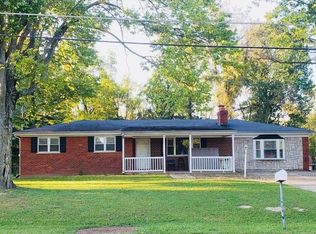 8682 Apple Blossom Ln, Cincinnati, OH 45244