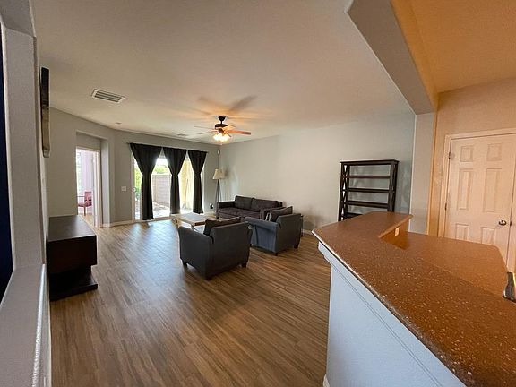 4th image of 8705 Echo Grande Dr