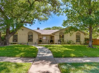 12506 Lochmeadows Dr, Dallas, TX 75244