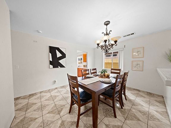 5th image of 461 Rio Bonito Street
