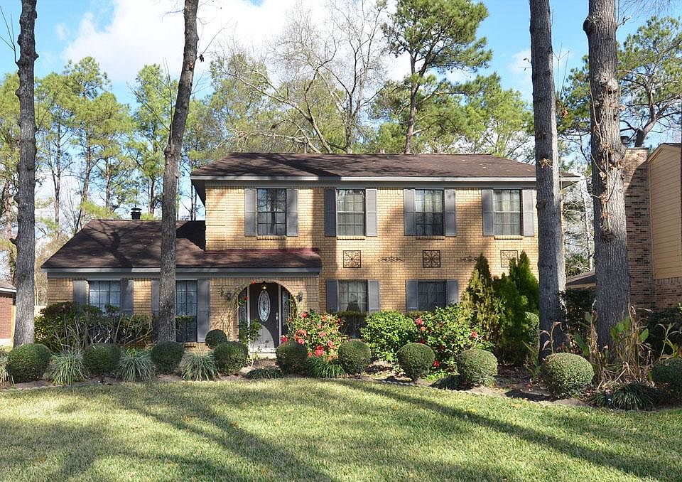 1st image of 2711 Golden Leaf Dr