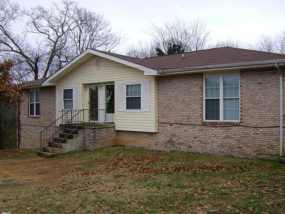 2nd image of 1842 Dana Ln
