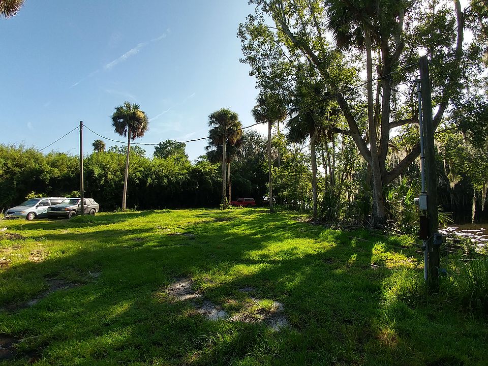 2nd image of 102 Minwill Cir