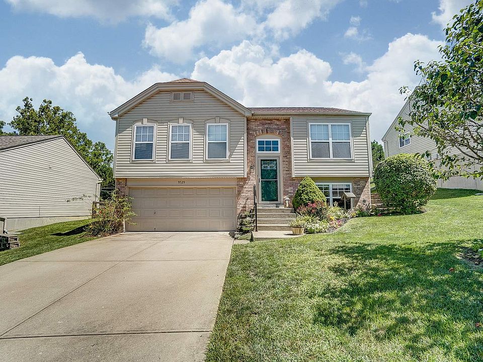 1st image of 9729 Cloveridge Dr