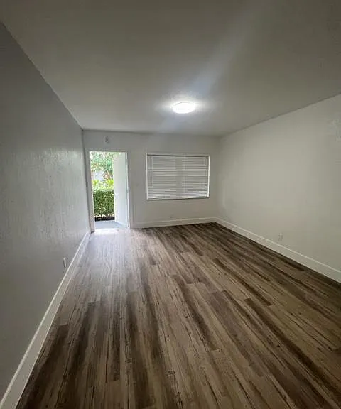 1928 Jefferson St #4 — Photo 20