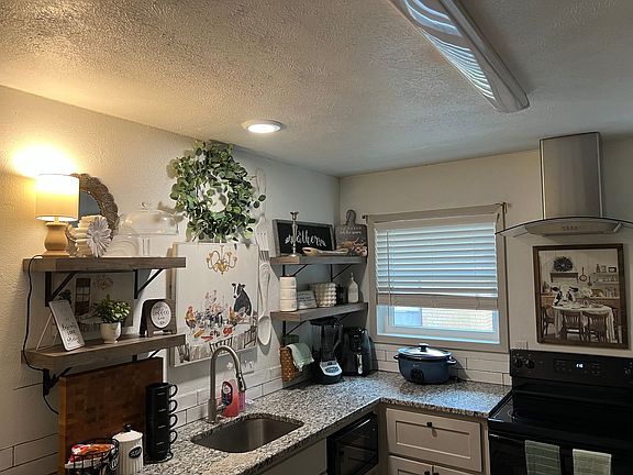 5th image of 2633 Forest Park Blvd #2633