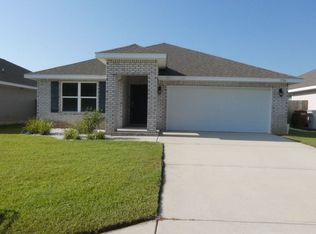 5764 Guinevere Ln, Milton, FL 32583