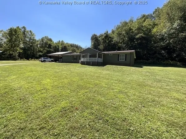 2316 Arbuckle Creek Rd, Leon, WV 25123