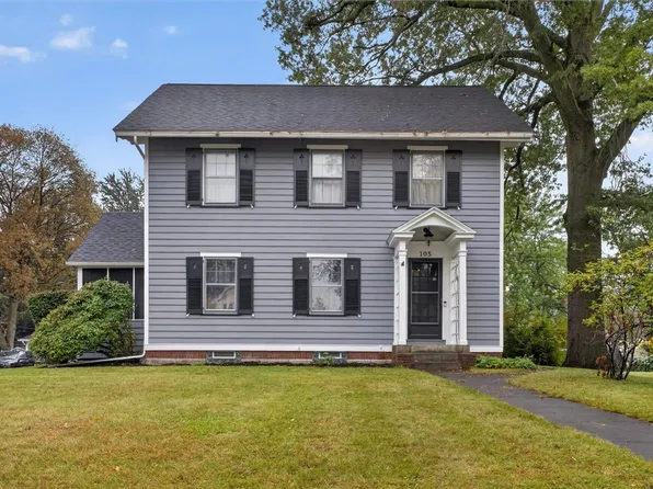 105 Seymour Rd, Rochester, NY 14609