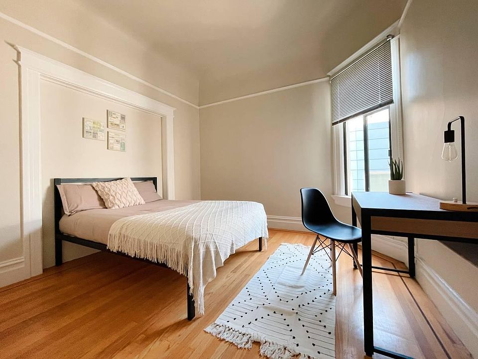 1st image of 180 Bernard St #82