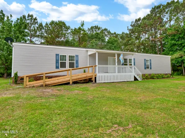 5459 Cardinal Road SW, Ocean Isle Beach, NC 28469