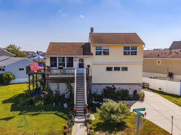 205 Somerset Ln, Ocean City, NJ 08226