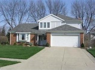 632 Tara Oaks Dr, Middletown, OH 45042