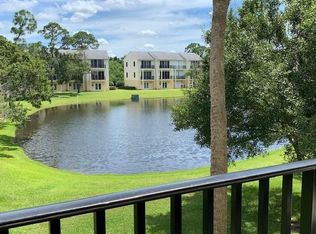 1655 42nd Sq APT 104, Vero Beach, FL 32960