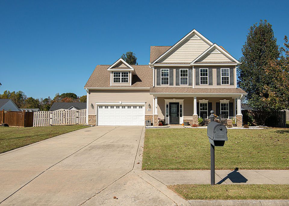 1st image of 218 Maidstone Dr