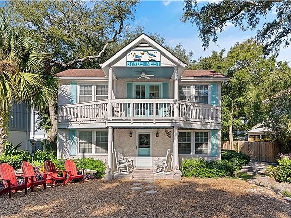 3rd image of 1107 Beachview Dr