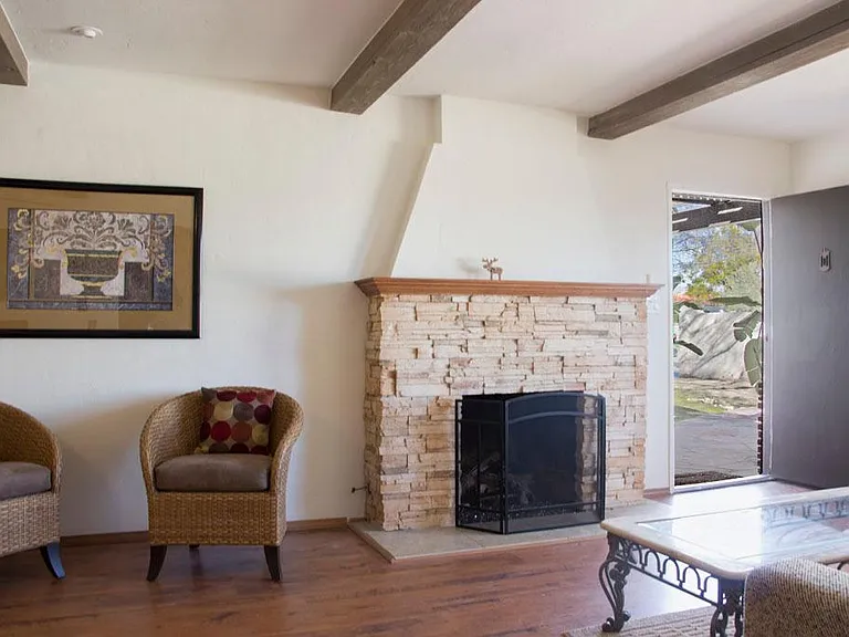 527 N Plaza Amigo — Photo 11