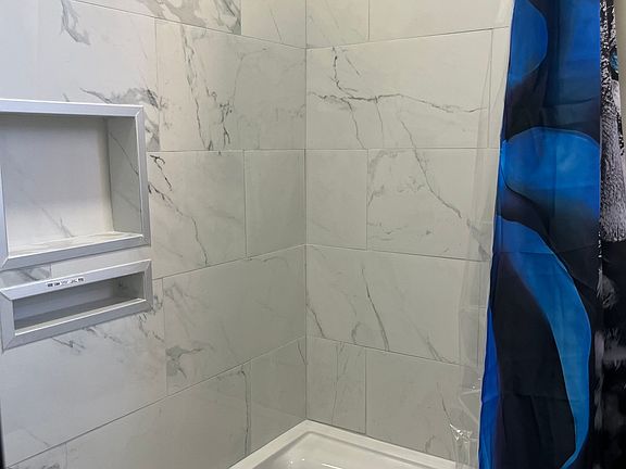 3rd image of 1104 Sheffield St APT 1