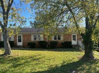104-106 E Jefferson Ave, Danville, KY 40422