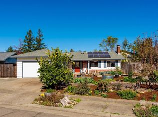 2317 Chapman Ct, Santa Rosa, CA 95403