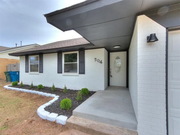 504 Holly Hill Rd, Edmond, OK 73003