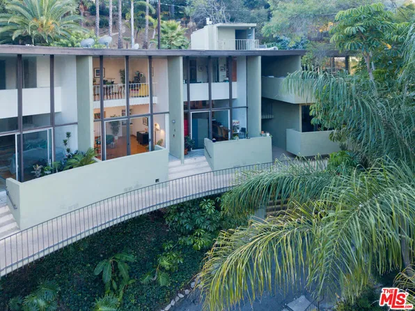3625 Fredonia Dr APT 8, Los Angeles, CA 90068