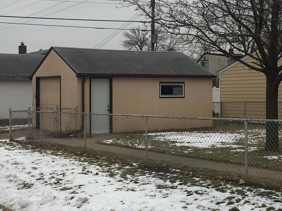 2nd image of 801 7th Ave S