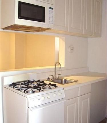 3rd image of 35 E 1st St APT 5