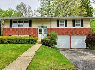 922 E Carpenter Dr, Palatine, IL 60074