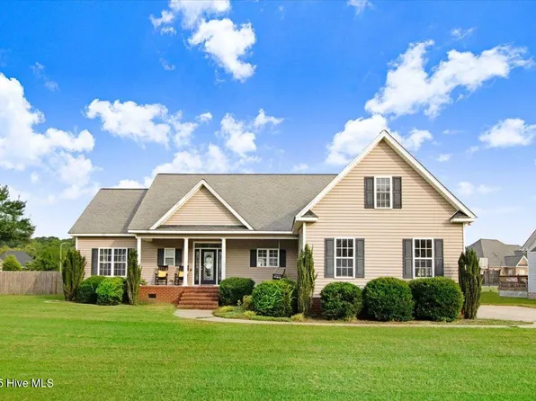 203 Clemens Drive, Pikeville, NC 27863