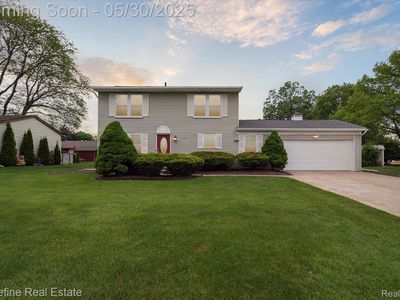 40409 Oak Tree Rd, Novi, MI, 48375