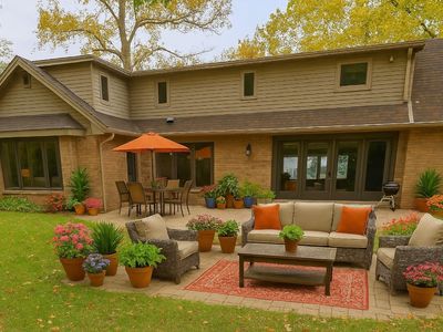 2185 N Carriage Ln, Pt Clinton, OH, 43452