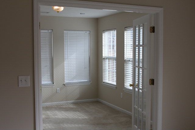2nd image of 1619 Bradley Way