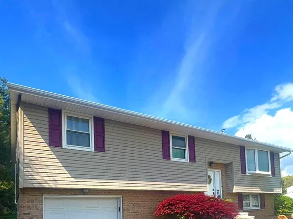 3994 Charles Dr, Danielsville, PA 18038