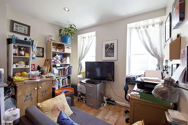 Rented by Citi Habitats | media 37