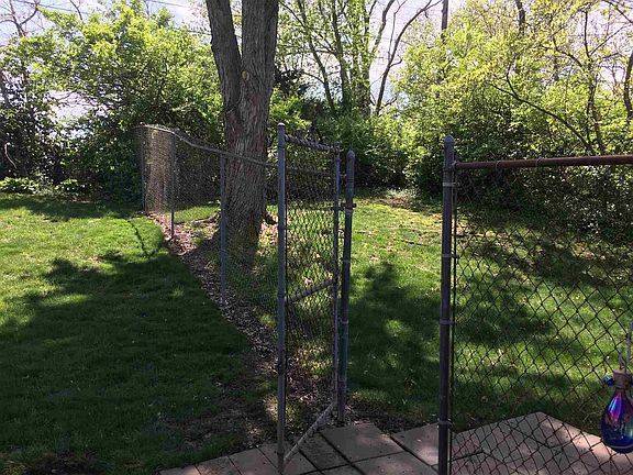 5th image of 3131 N Stoneycrest Ct