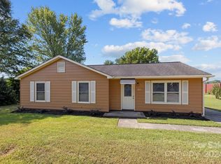 1415 Whisnant St, Charlotte, NC 28206